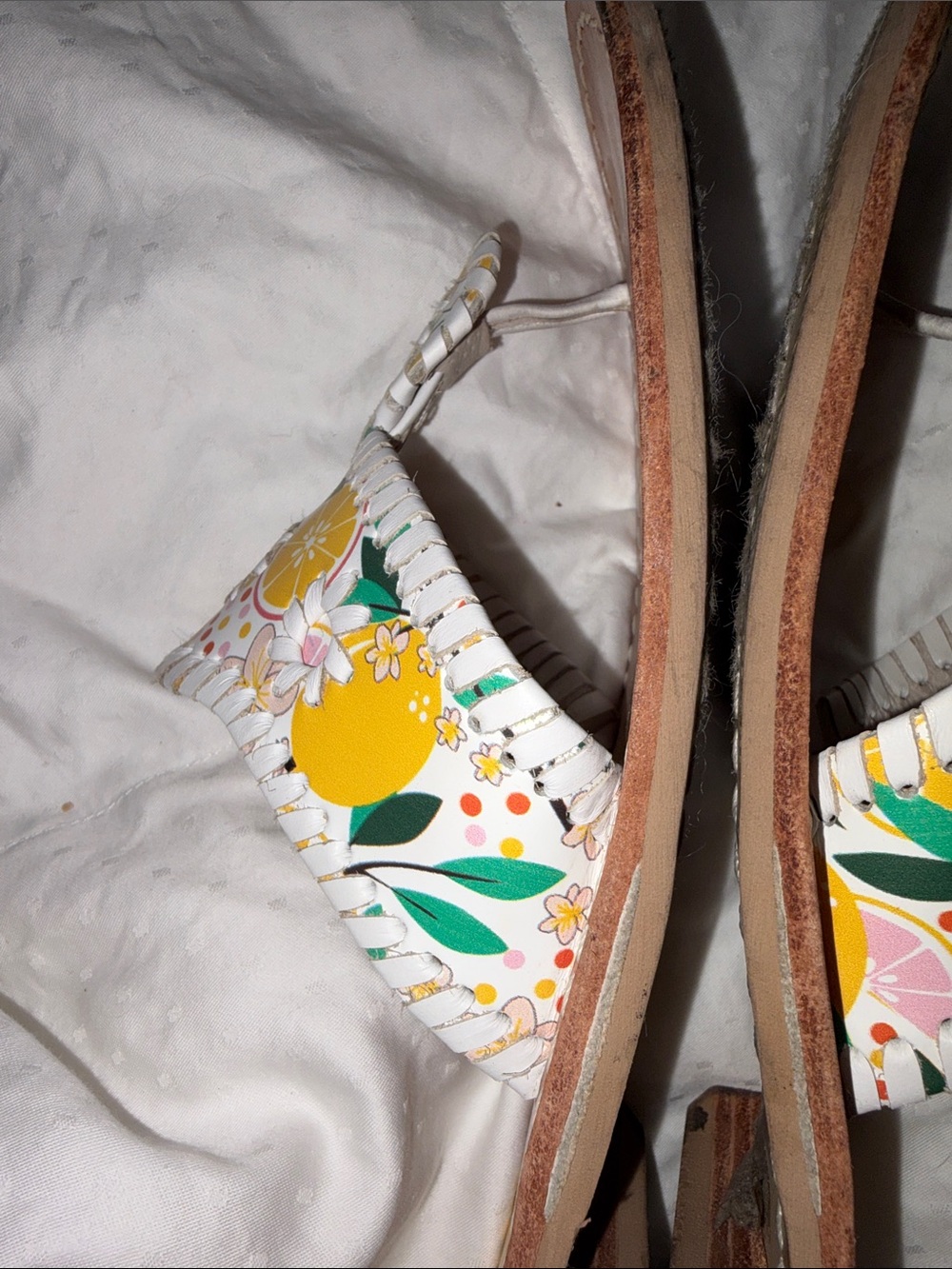 HTF Jack Rogers Lemon print whipstitch Flat Sandals - Picture 9 of 13